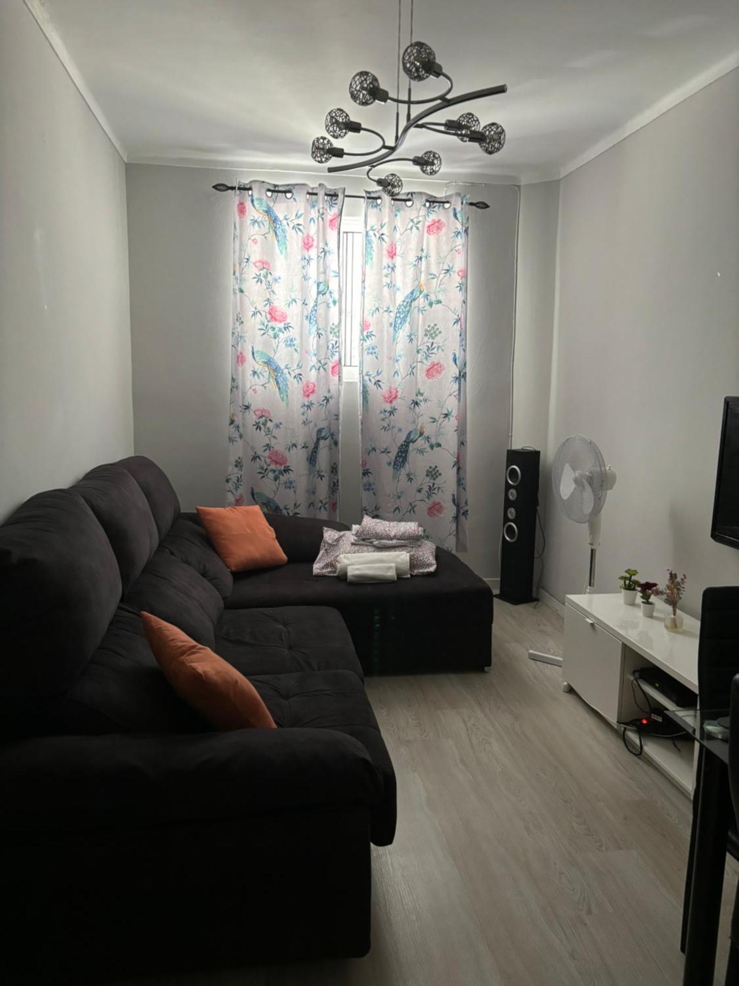 Apartamento Remodelado No Seixal Сейшал Экстерьер фото
