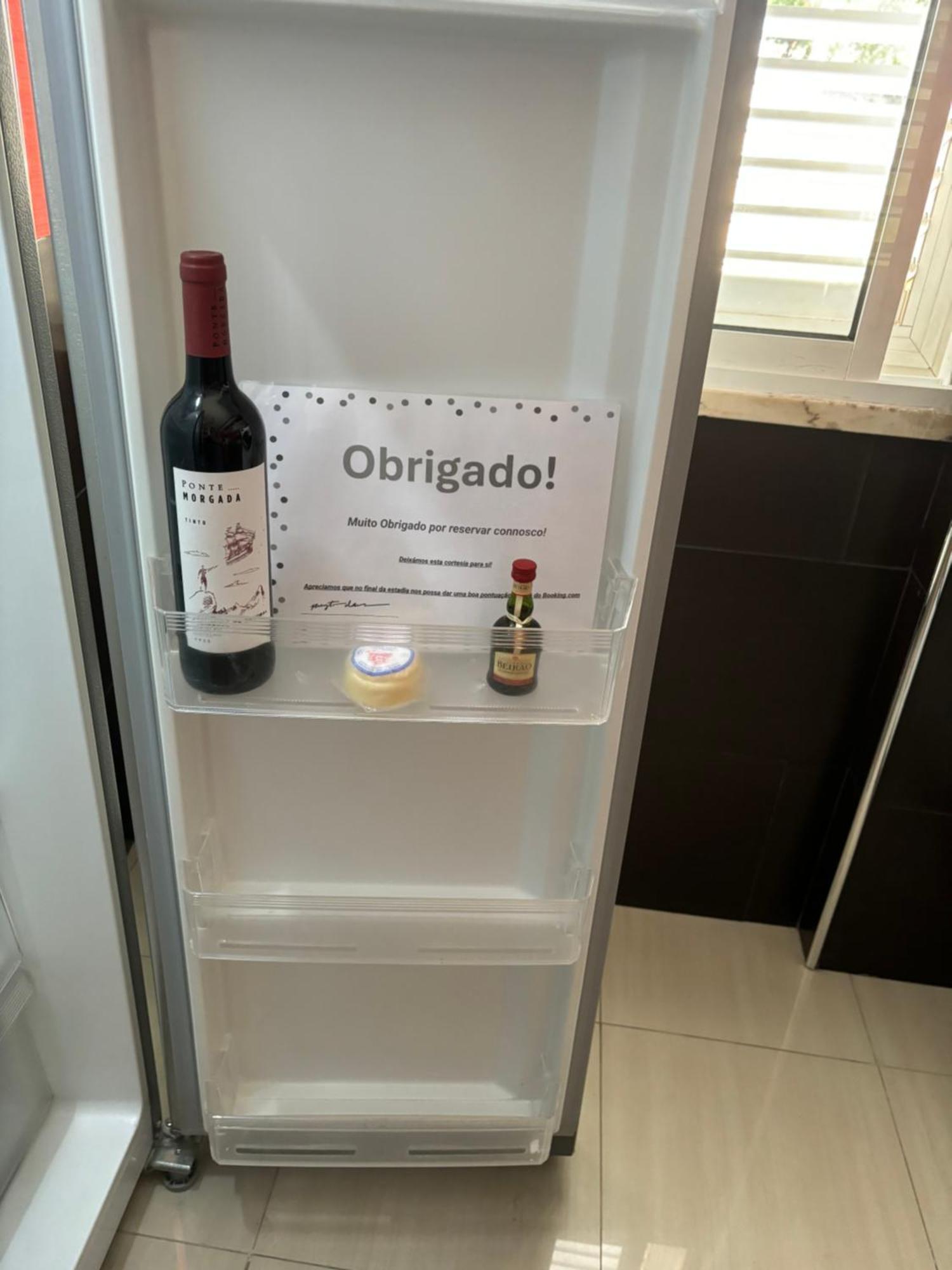 Apartamento Remodelado No Seixal Сейшал Экстерьер фото